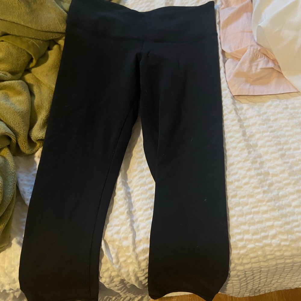 Lululemon size 4 black leggings